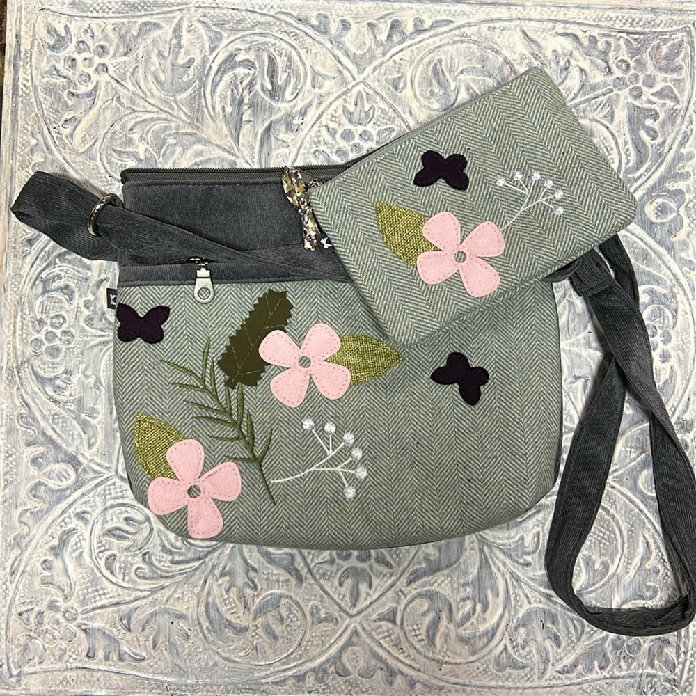 Earth Squared Handbag with Matching Coin Purse Tweed/Corduroy Appliqué Flowers